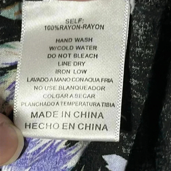 Listicle Black Floral Oversized Multicolor Coverup Blouse Tunic Size M - Picture 6 of 6